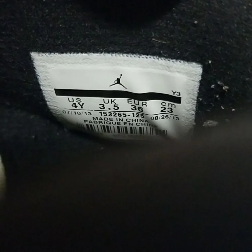 Jordan 12 Retro Taxi 2013  Wmn's size 5 (EU 36)